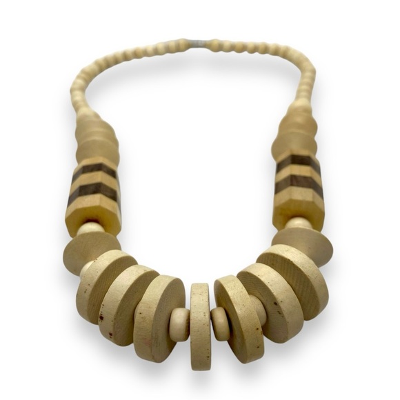 Vintage Chunky Wood Bead Necklace Cool Tones Natural Statement Piece - Picture 7 of 7